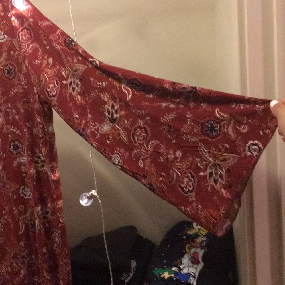 Patterned Blouse - Picture 2 of 3